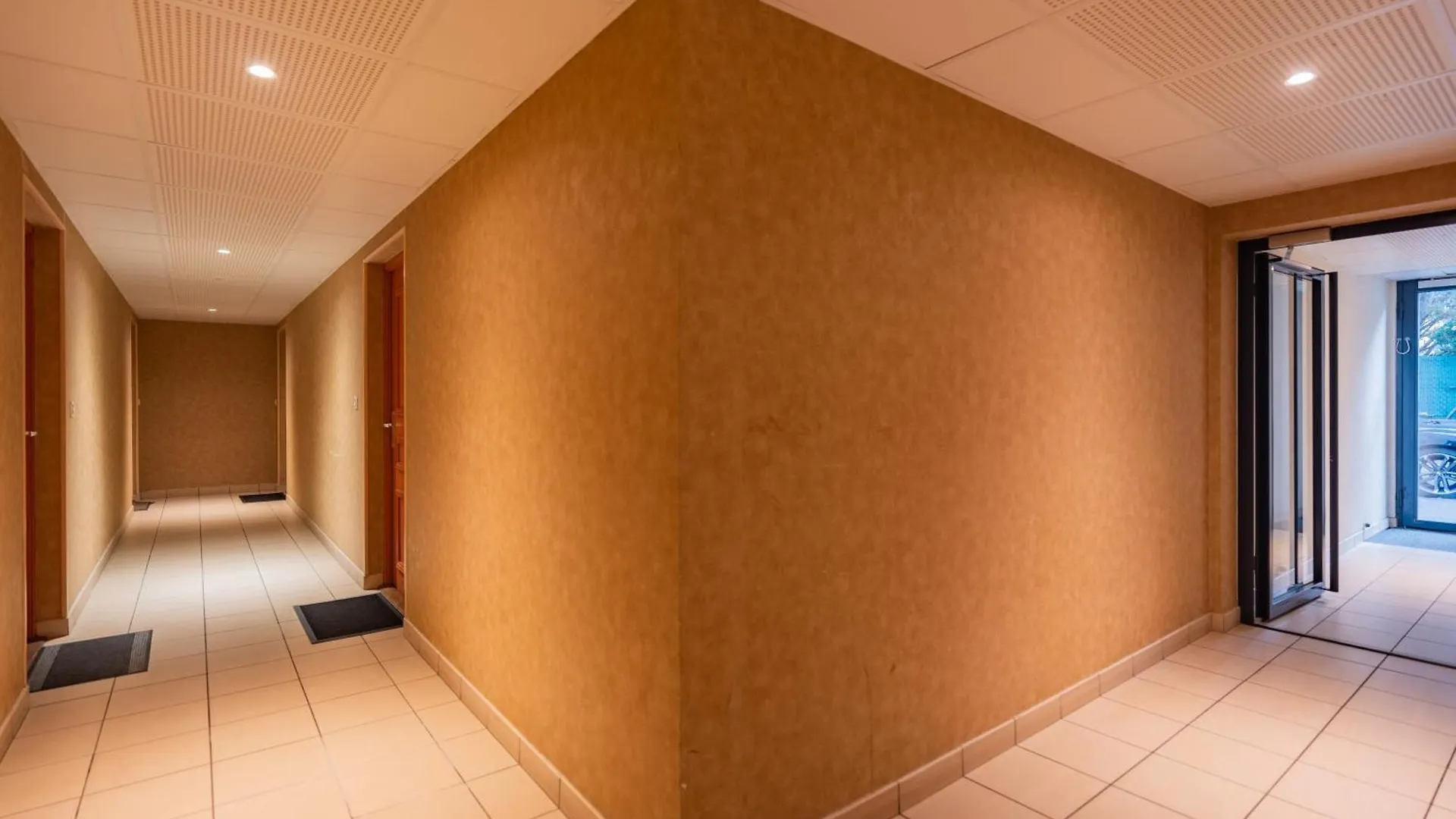 Appartement Tout Equipe A 3 Min Gare Annemasse - Ideal Famille Ou Pro - Parking Inclus Ville-la-Grand 0*,