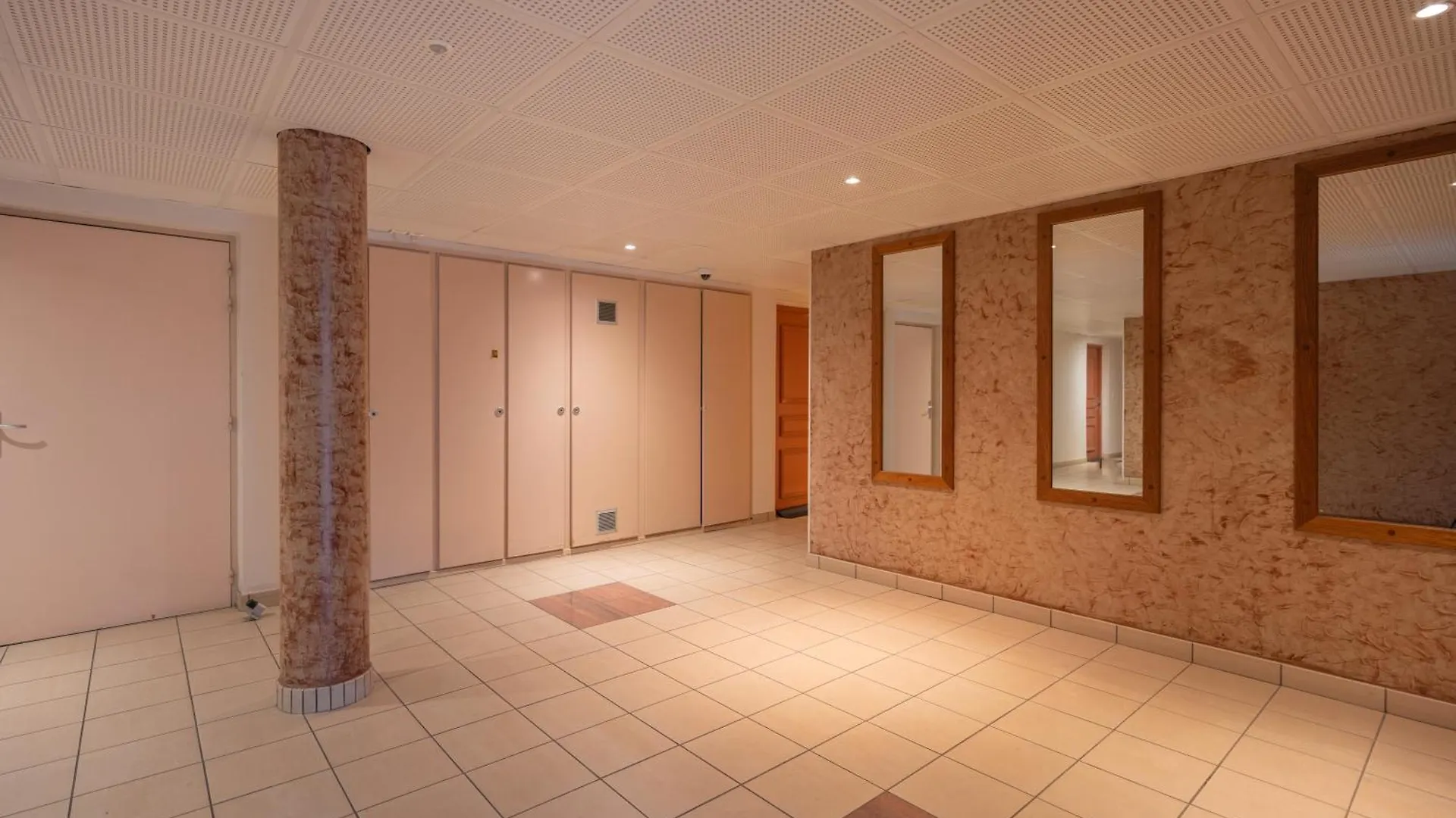 Appartement Tout Equipe A 3 Min Gare Annemasse - Ideal Famille Ou Pro - Parking Inclus Ville-la-Grand France
